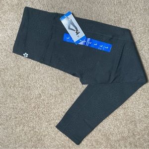 Grey/blue patterned leggings